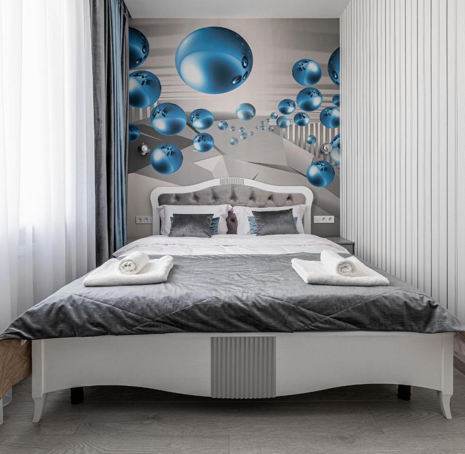 Rynok Square City Center Two Bedroom Apartment! Λβιβ Εξωτερικό φωτογραφία
