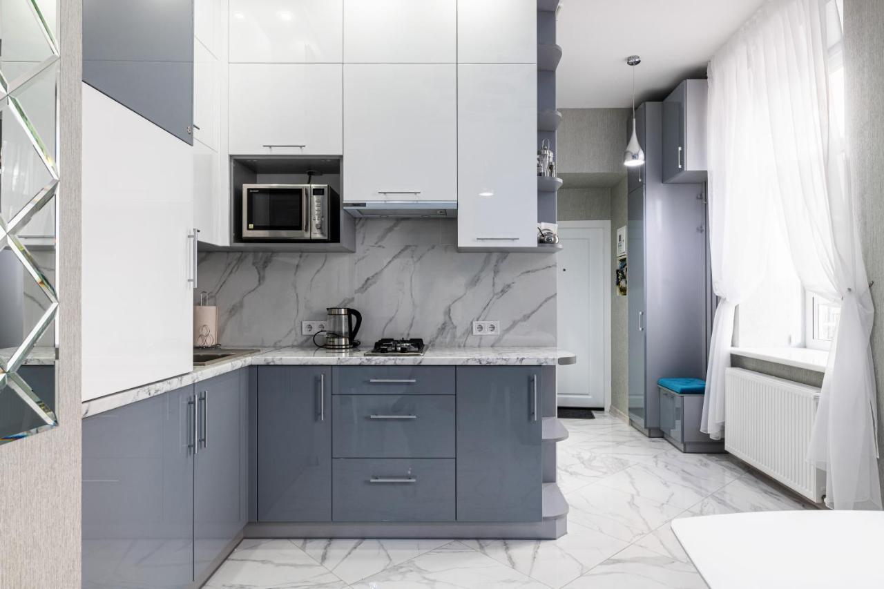 Rynok Square City Center Two Bedroom Apartment! Λβιβ Εξωτερικό φωτογραφία