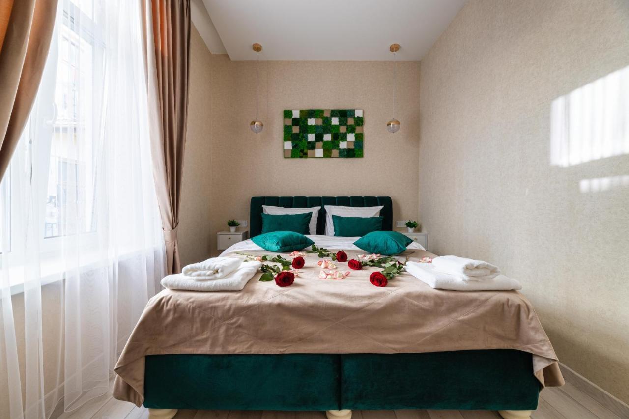 Rynok Square City Center Two Bedroom Apartment! Λβιβ Εξωτερικό φωτογραφία
